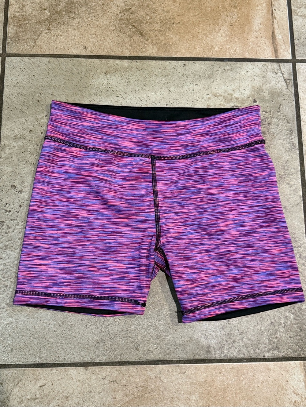 EUC Old Navy Girl’s Pink Space-Dye Performance Shorts SIZE XL YOUTH